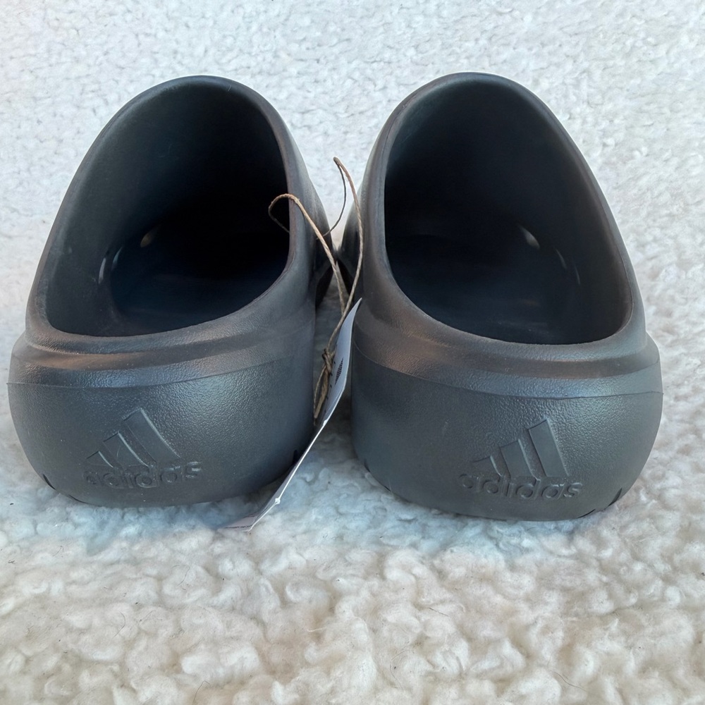 Adidas Adicane Clog Black Slip On Comfort Slides Unisex Size 6 7 NWT - Picture 5 of 7
